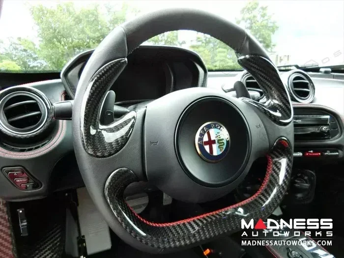 Does the Alfa Romeo 4C Have Power Steering Explained