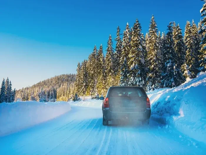 Should Traction Control Be On or Off in Snow Roads