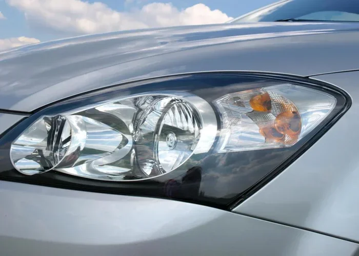 Why the Mirror Used in Headlight of Car Is Important