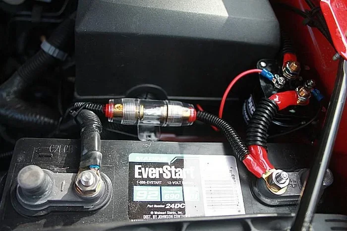 How to Choose the Best 12v DC to 220V AC Car Power Inverter