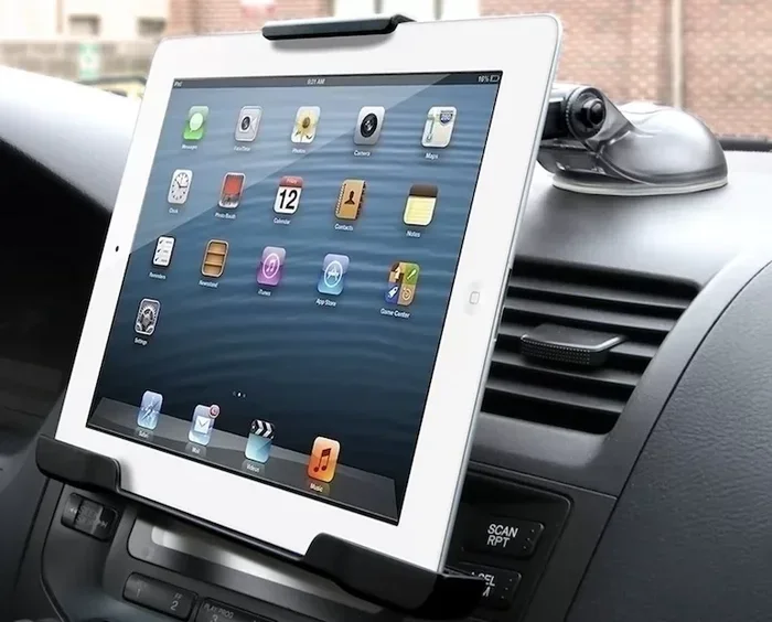 The Best iPad Holder for Car Dashboard You Can Buy