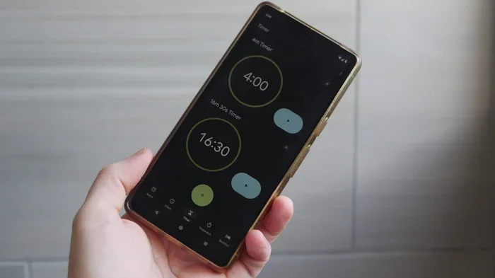 How Do I Change My Time to Regular on iPhone or Android