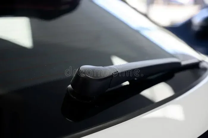 Do You Legally Have to Have a Rear Wiper for Safety