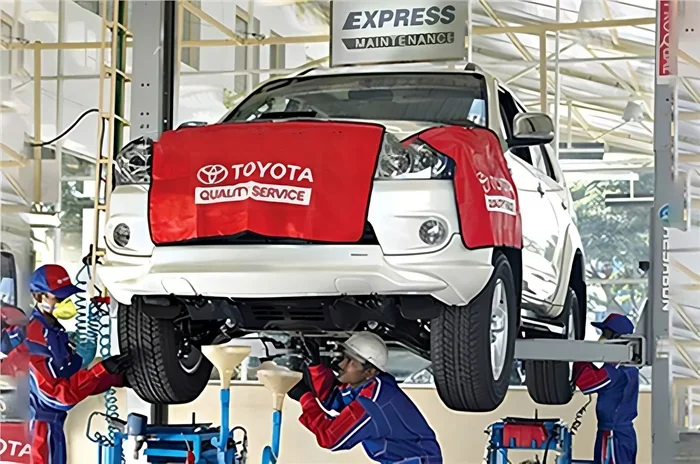 Can I Take My Toyota to Any Dealer for Service Today