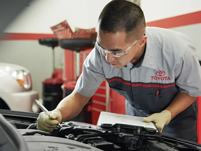 Can I Use ToyotaCare at Any Dealer for Free Oil Changes