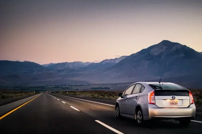 Can a Toyota Prius Last 300 Miles Without Breaking Down
