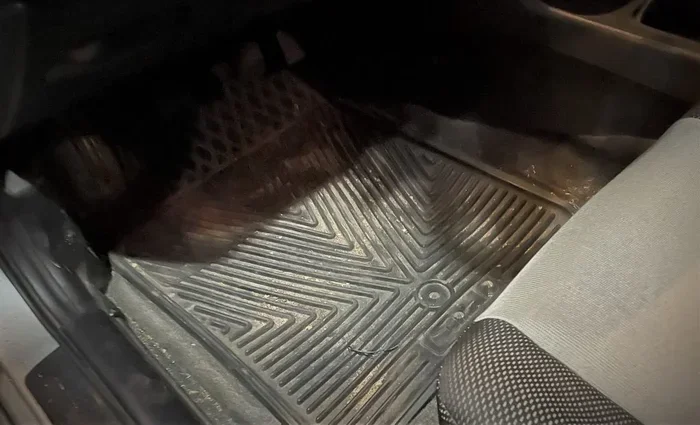 How Long Do Car Floor Mats Last Before They Wear Out